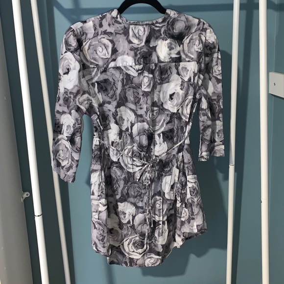 Floral Blouse - Picture 5 of 7